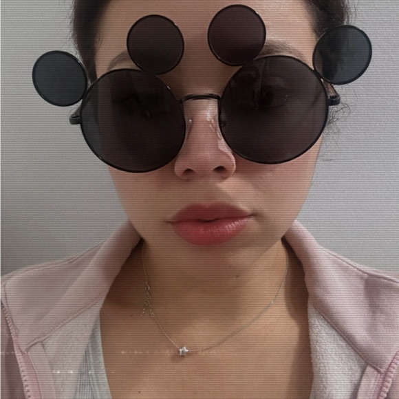 Mickey Mouse Sunglasses (Adult Size) - Picture 5 of 5